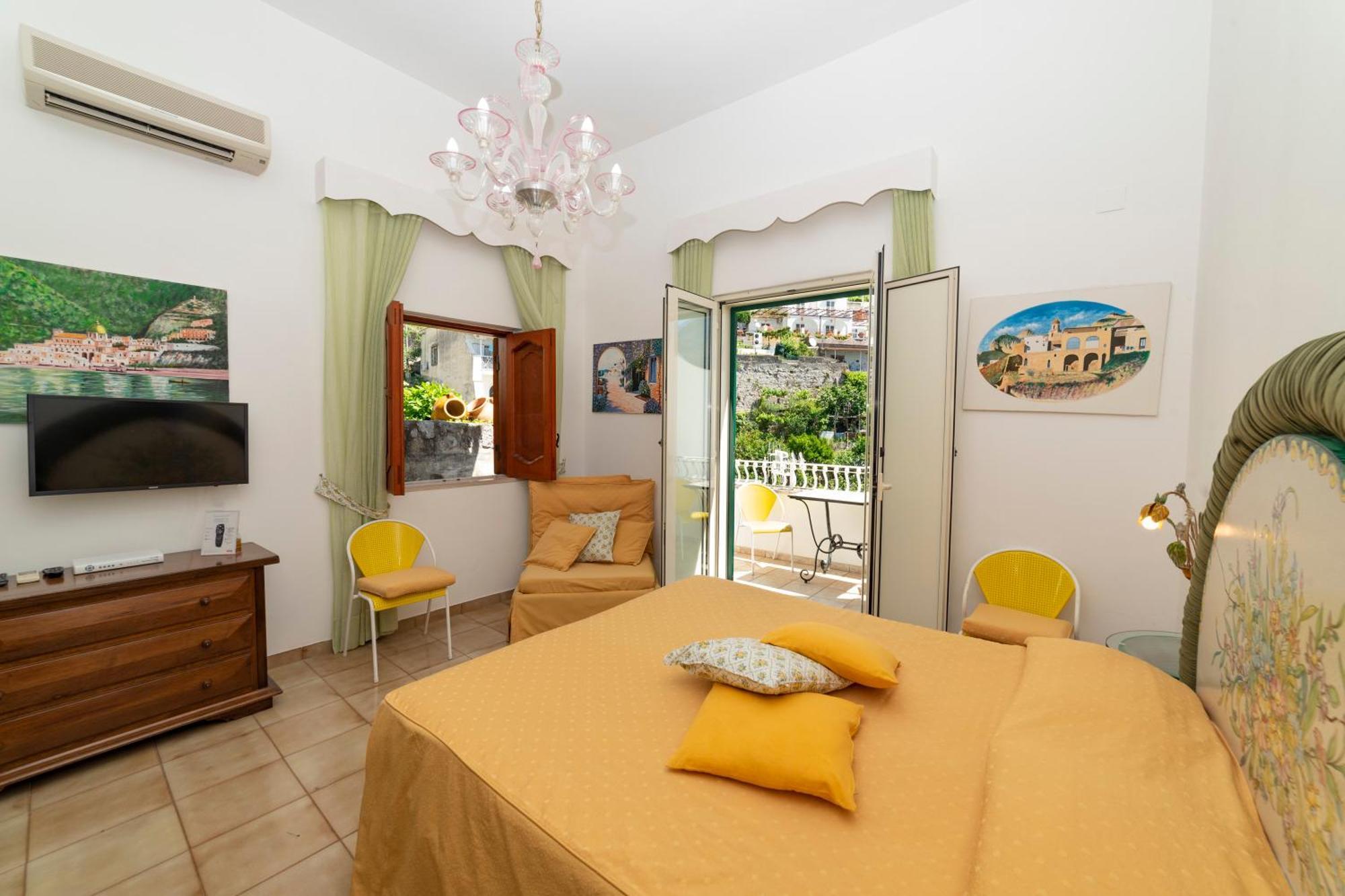 Casa Teresa Bed and Breakfast Positano Exteriör bild